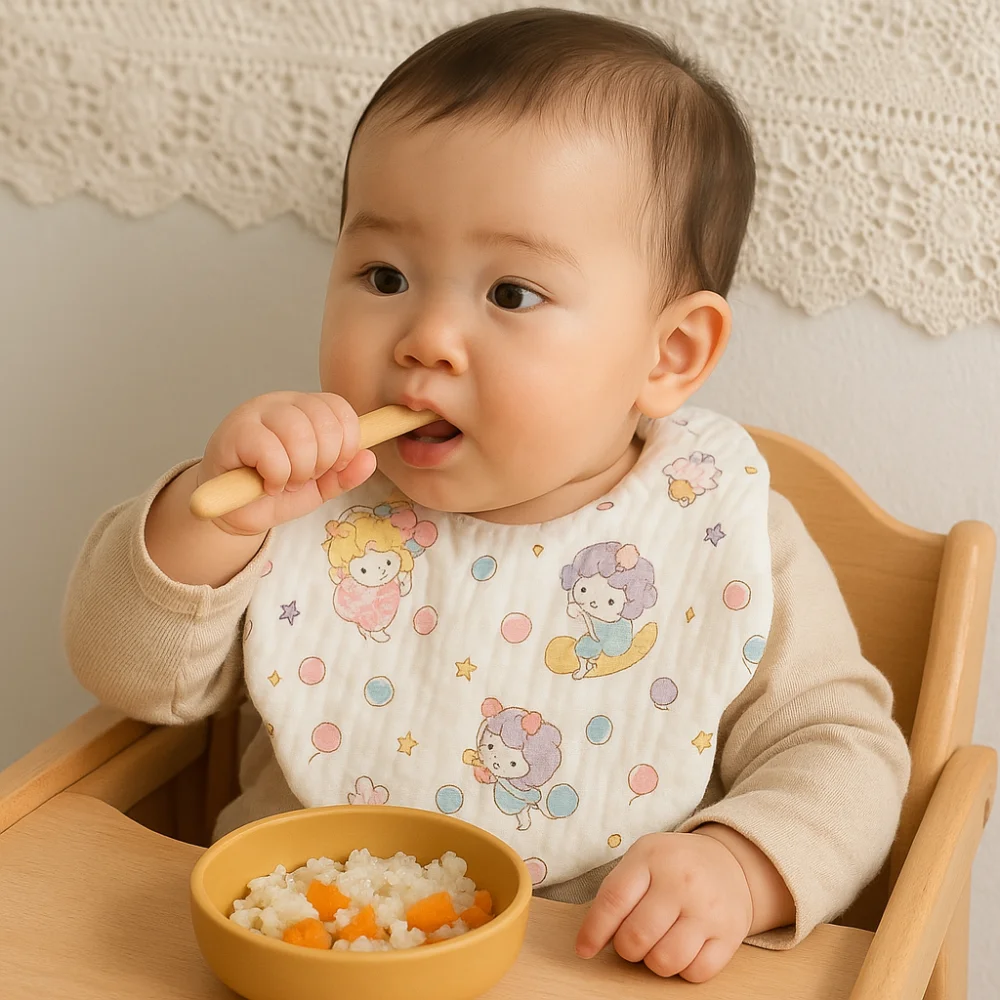 

Cartoon Anti-vomiting Bibs Cotton Yarn Flower Shape Baby Cotton Bibs Round Neck Rotatable Baby Drooling Bibs