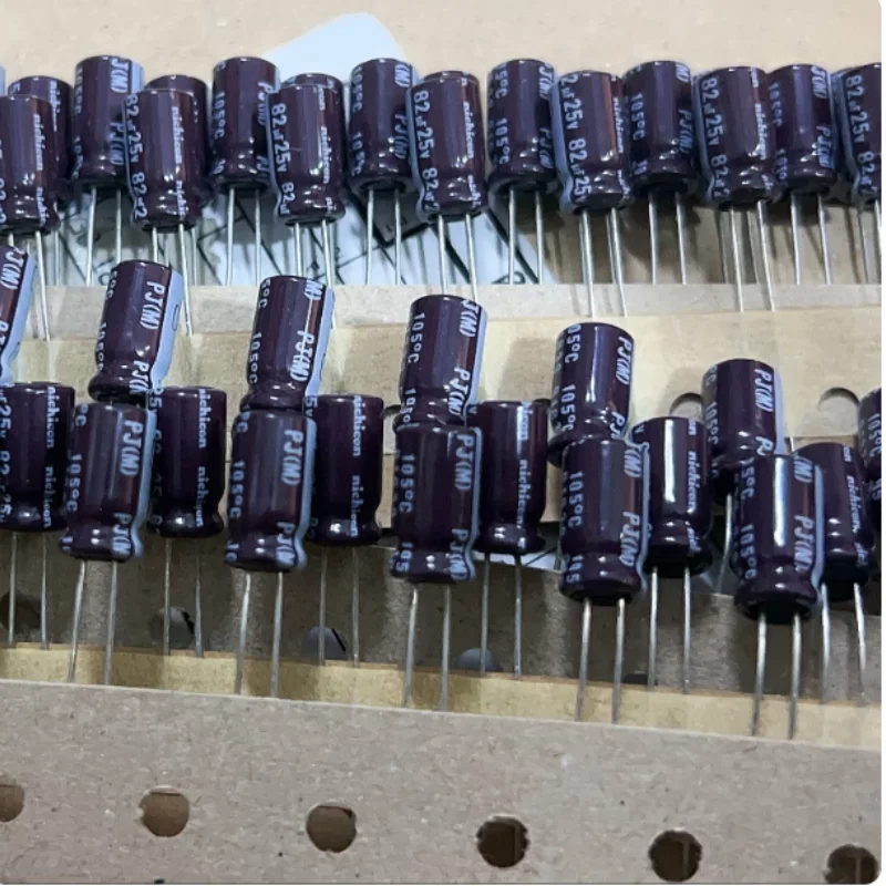 10-100 шт. Японские электролитические конденсаторы Nichicon 82 мкФ 25В, 25V82UF, 6*11 PM PJ, высокочастотные, с низким сопротивлением