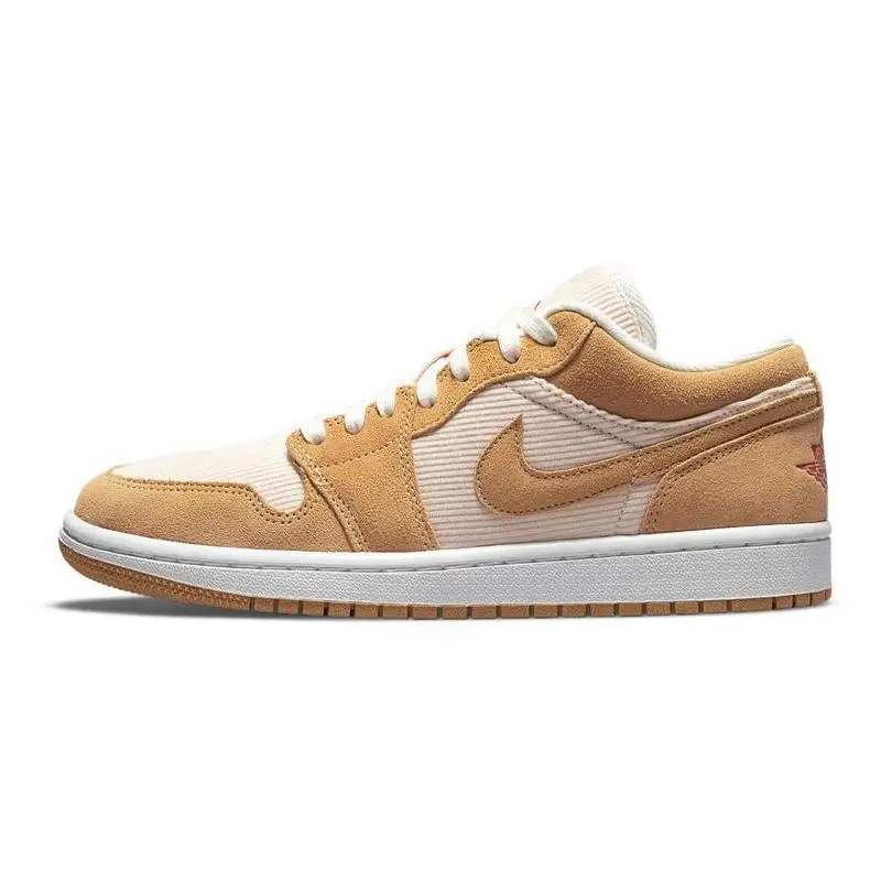 Sepatu kets wanita Nike Air Jordan 1 Low SE, sepatu Sneakers Nike Air Jordan DH7820-700