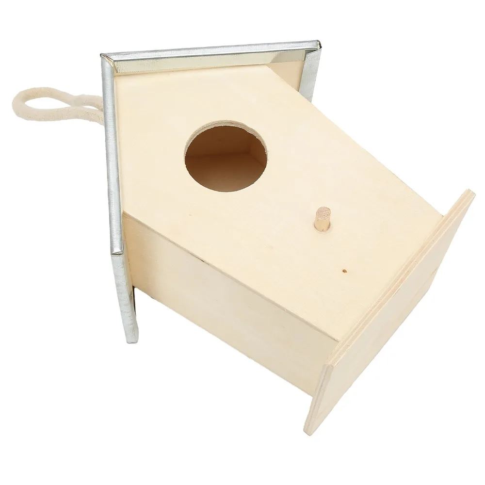 Galvanized Iron Top Wooden Bird House Wood Panel Frame Sloped Roof Design Bird Nesting Box Hanging Rope Suspension Setup