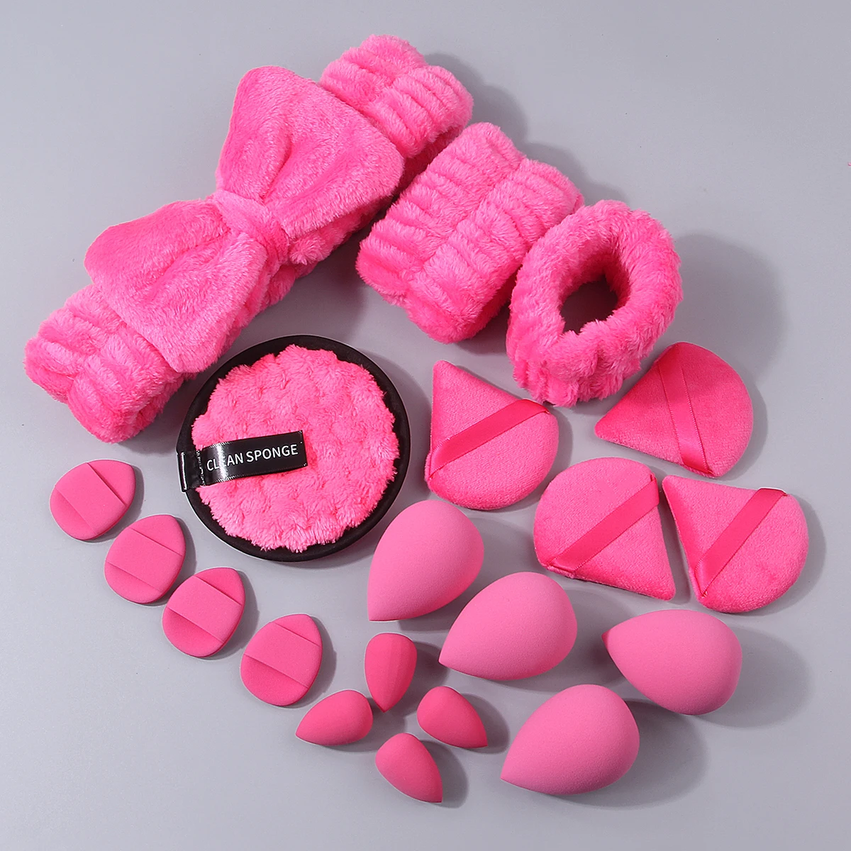 مجموعة منتفخة لتنظيف الوجه والمكياج مكونة من 20 قطعة - منتفخة مستديرة كبيرة وإسفنجة ناعمة لبودرة البيض وحزام معصم لربط الشعر