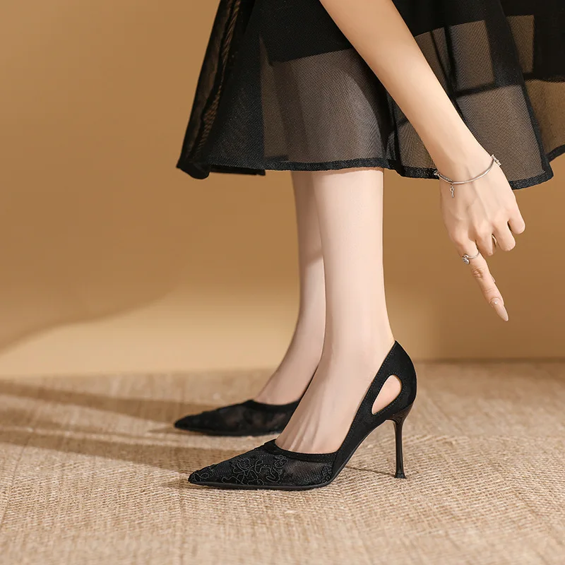 صنادل نسائية أنيقة شبكية بمقدمة مدببة أحذية بكعب عالي لصيف 2025 أحذية زفاف فاخرة بكعب ستيليتو باري أحذية مثيرة شرائح Mujer