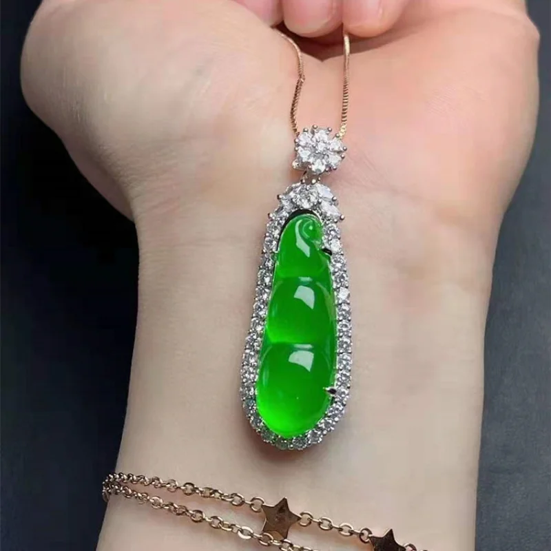 Xuanna Jade Merchant Bashan Jade Glass Type Emperor Green Fu Bean Pendant Myanmar Jade Diamond-Studded Design