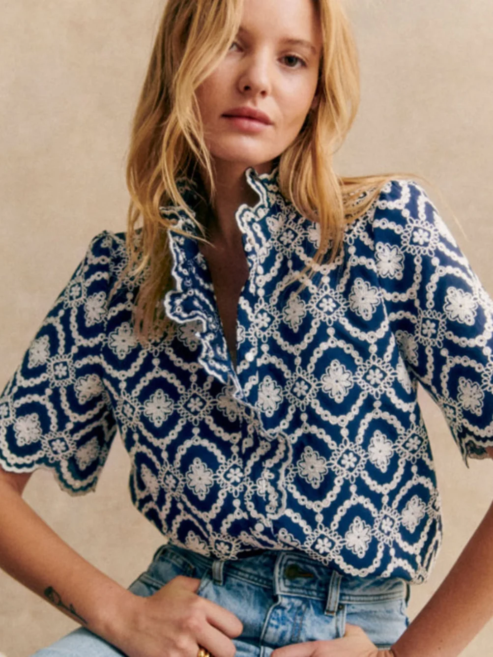 

Ele French Sle Pure Cotton ort Sve Embroidered irt Asymmetric Petal Stand Collar Bubble Sve Hollow out Lace