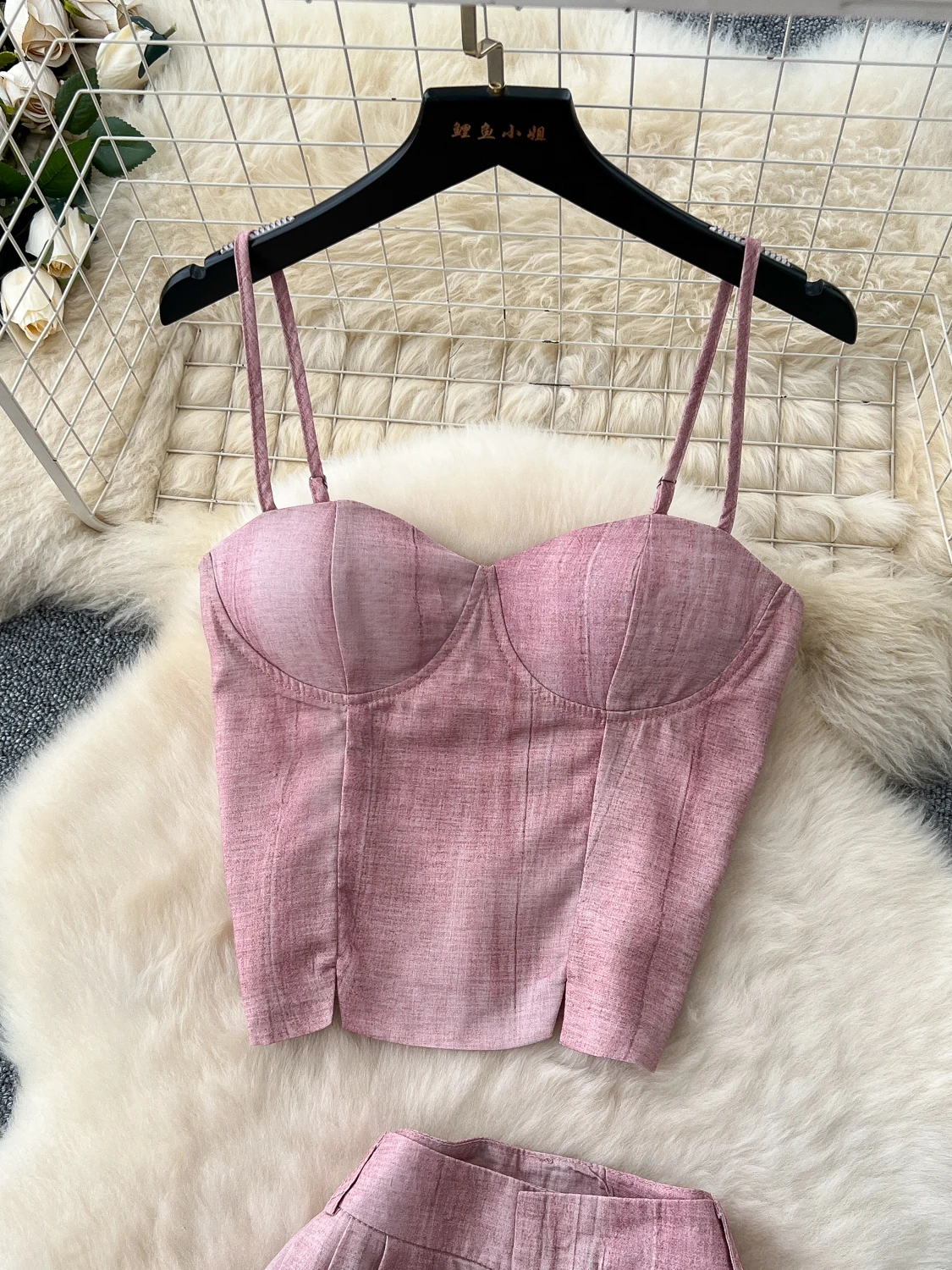 

Ele Summer Outfit for Girls High Waist Crop Top with Long Pants Svel Vest And Wide Leg Trousers Faionable And Sli...