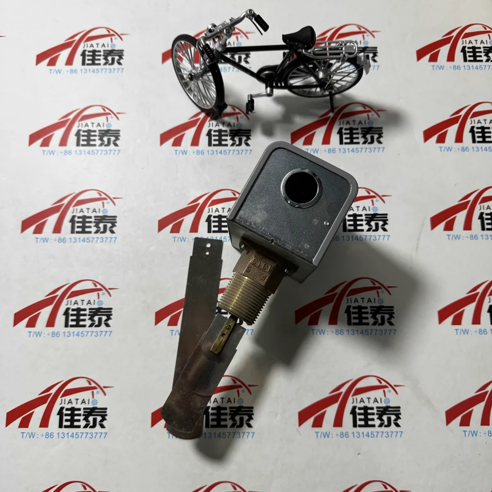 Johnson Johnson Pressostato differenziale flusso d'acqua per pipeline da 1 pollice Flussostato target F61KB-11C