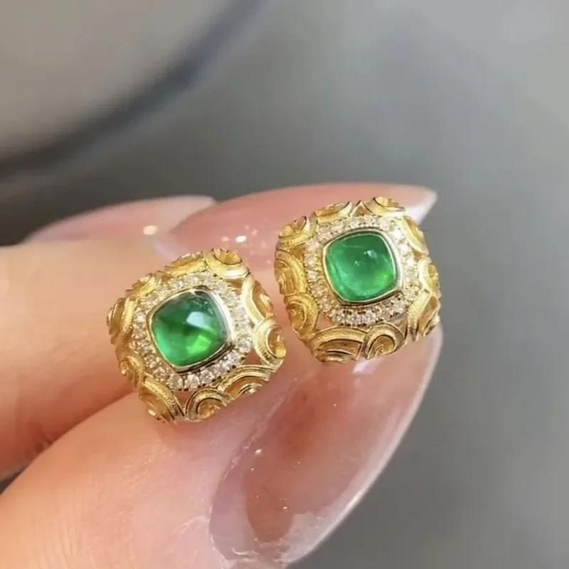 Exquisite Vintage Hand Carved Stud Earrings for Women's Elegant Green Square Chalcedony Ear Stud Fashion Perfect Christmas Gifts
