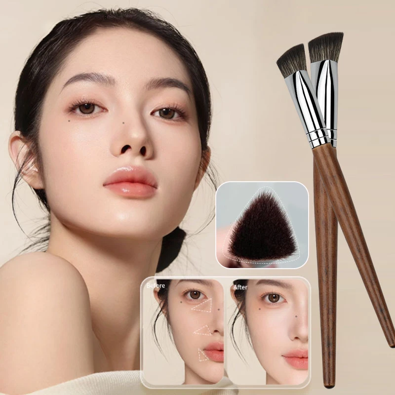 Brocha correctora de base con mango de madera, brochas triangulares de contorno Premium para colorete, impecable debajo de los ojos, brocha de Maquillaje facial densa