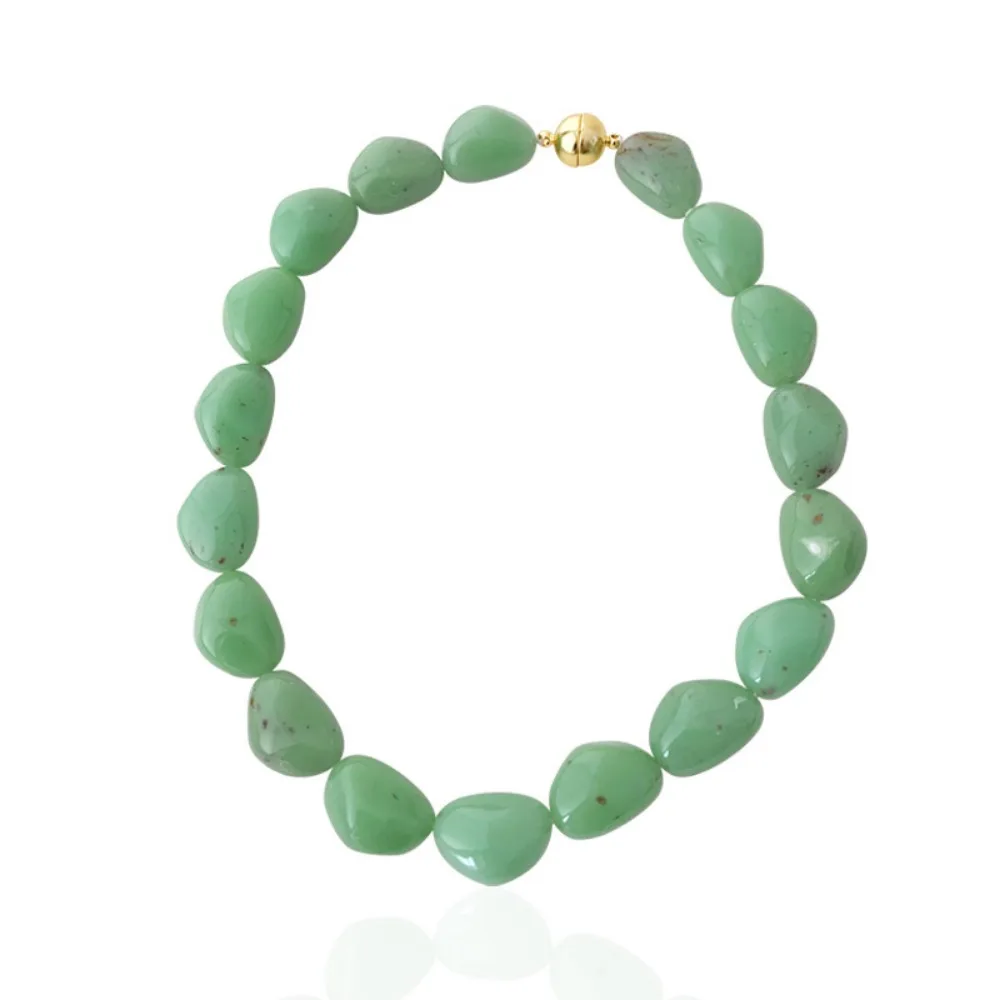 2025 Autumn Winter New Style Niche Design Green Resin Magnetic Irregular Beads Fashion Exaggerated Temperament Necklace Choker