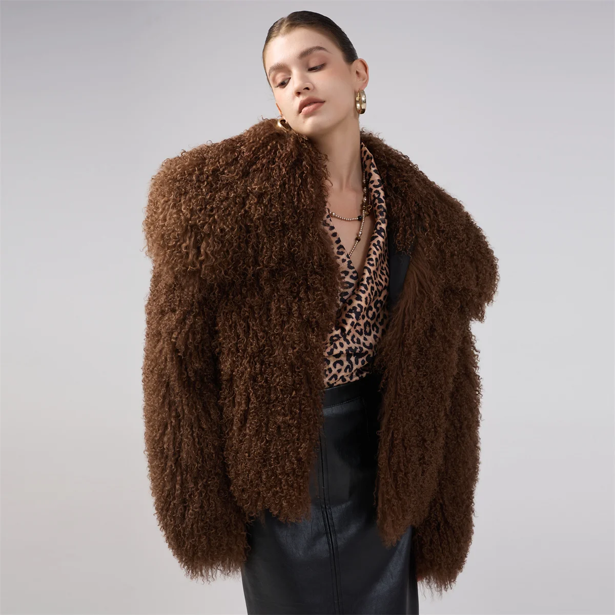 أعلى جودة السيدات معطف الفرو المنغولي الحقيقي قبول مخصص جعل سترة خروف التبت الكثير من الألوان