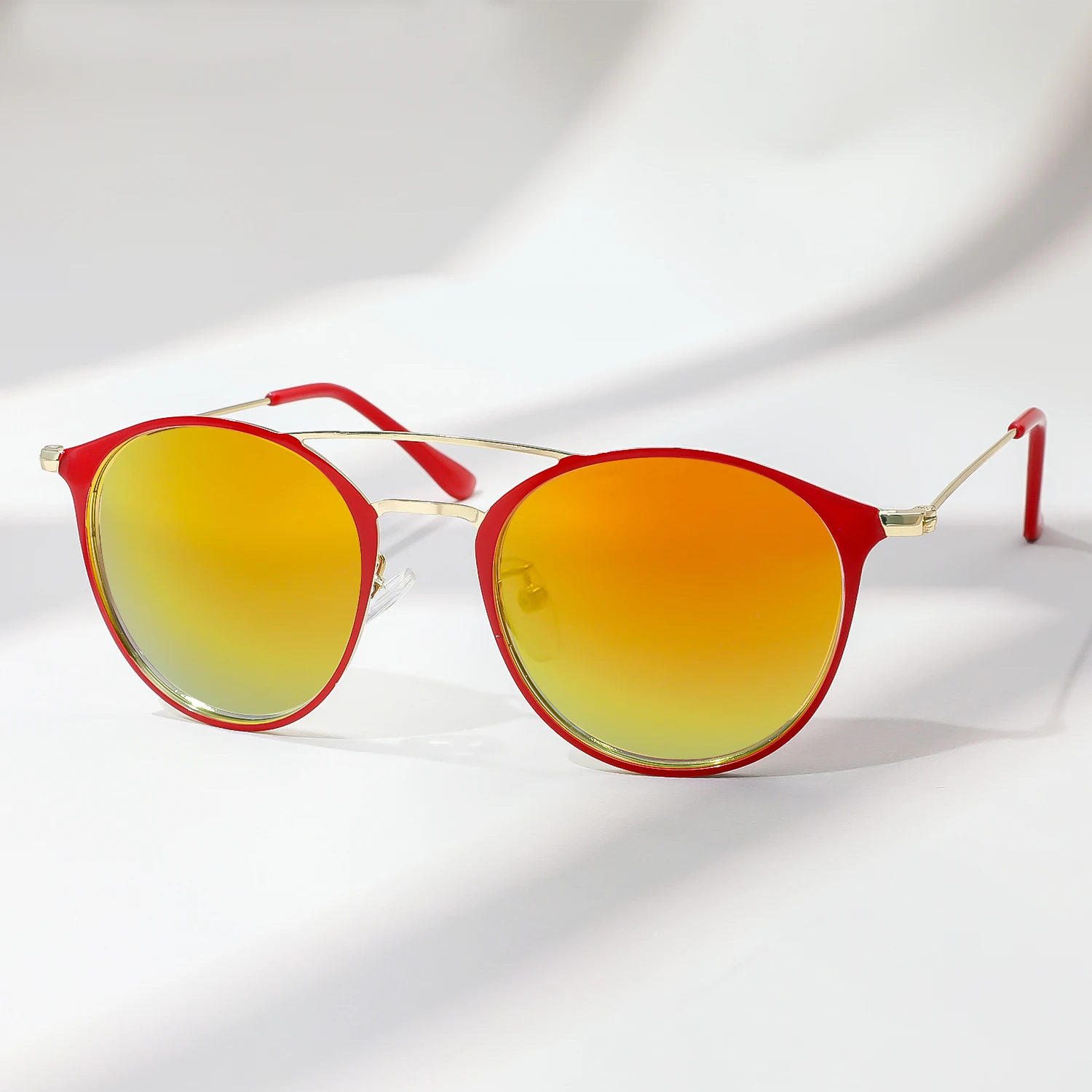 UV400 NEUE Vintage Metall Cat Eye Sonnenbrille Frauen Marke Designer Retro Sonnenbrille Weibliche Mode Spiegel Lunette De Soleil Femme