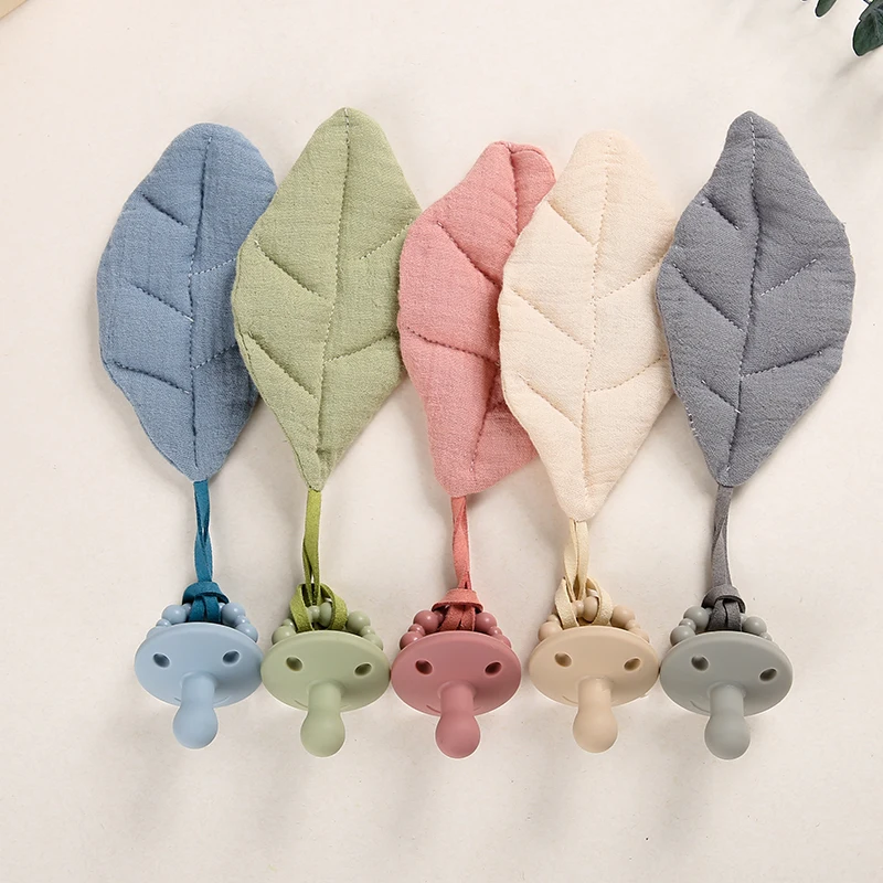 1Pcs Baby Pacifier Clip Leaf Handmade Cloth Pacifier Chain Infant Newborn Pacifier Chain Silicone Nipple Soother Dummy Holder