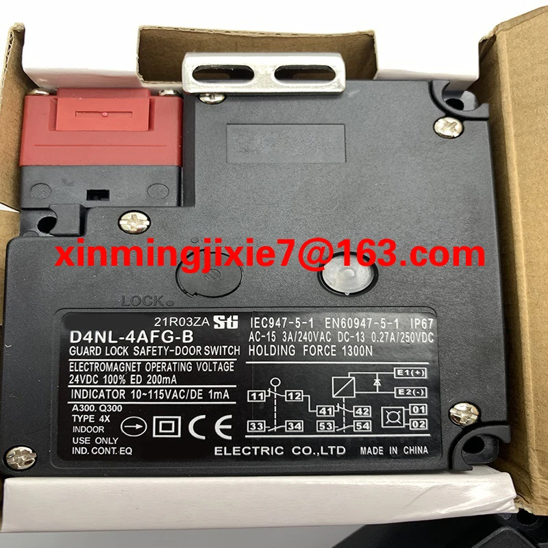 Safety door lock switch in stock  D4NL-4GFA-B-SJ D4NL-2GFA-B-SJ D4NL-2HFA-B-SJ D4NL-4HFA-B-SJ  D4NL-1FFA-B D4NL-1FFA-BS