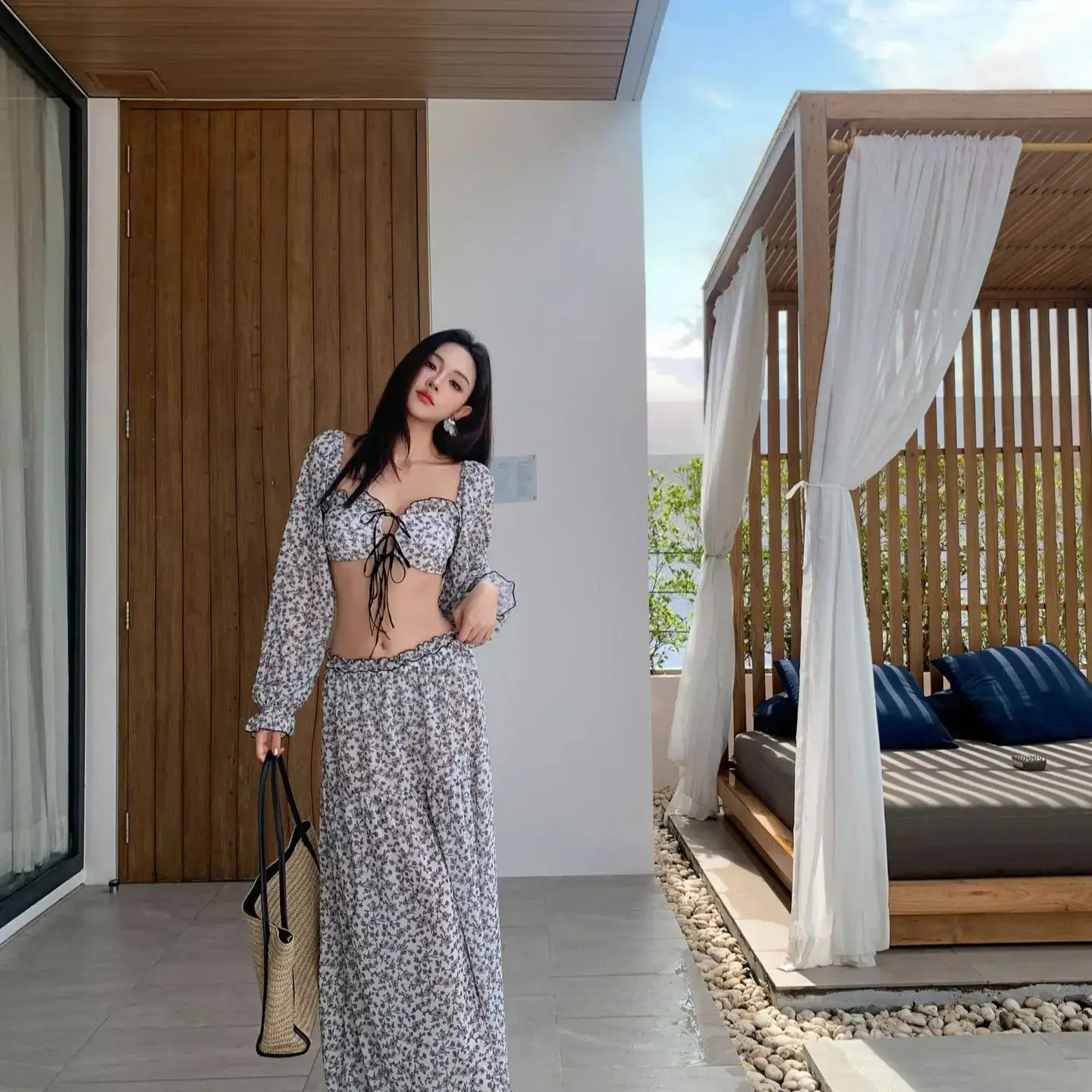 

2026 Women's 3 Piece Floral Bikini Set Ruffle Cover Up Hot Spring & Beach Vacation Swimsuit Summer пляжное платье