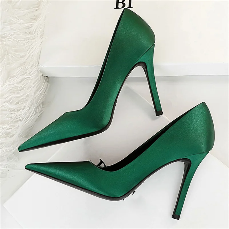 Elegant Women 10cm High Heels Silk Pumps Lady Classic Green Pink Stiletto Heels Wedding Bridal Fetish Fashion Nightclub Shoes