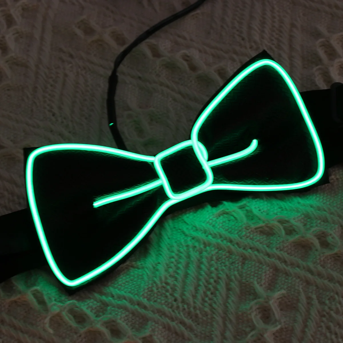 

Glowing Bow Party Tie Decoration Pre tied Adjustable Flashing Tie for Women Wedding Decor Costumes Accessories