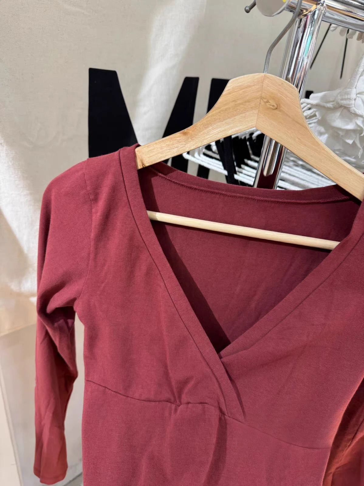 بورجوندي كم طويل تي شيرت امرأة الخريف الصليب الخامس الرقبة القطن سليم المحاصيل الأعلى عادية بسيطة الصلبة كل مباراة الأساسية بلايز Y2k