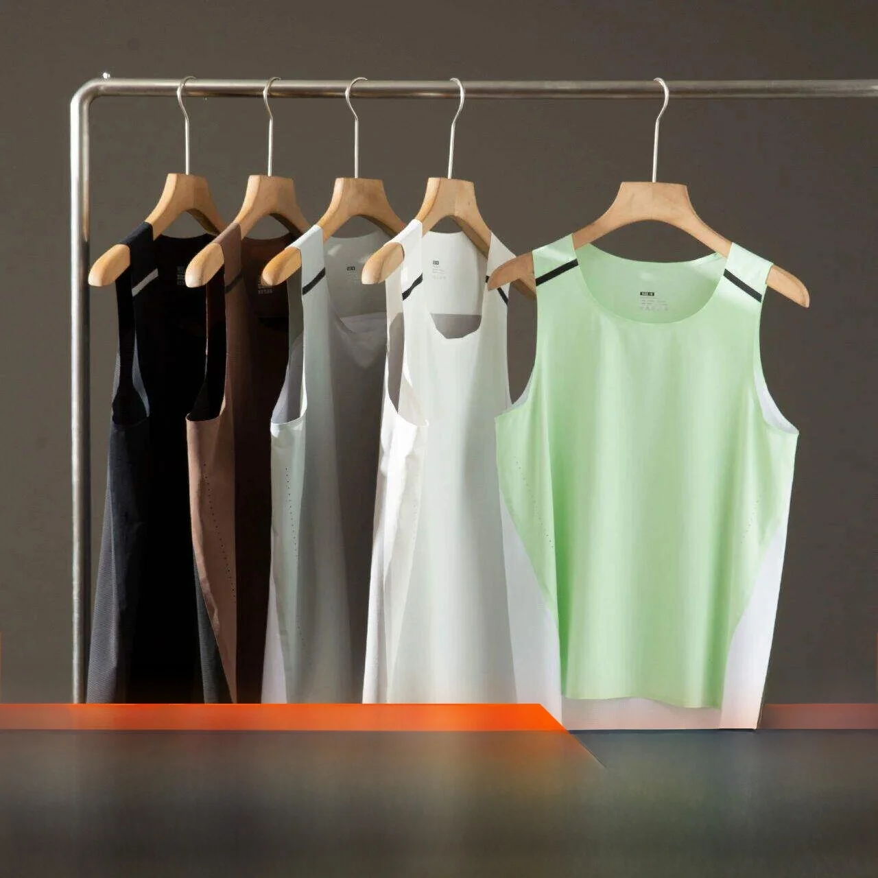 Men's Fitness Tank Top Quick Dry Laser Drilled Breathable Seamless Cut Outdoor Sports Vest Standard Fit Nylon Spandex Blend