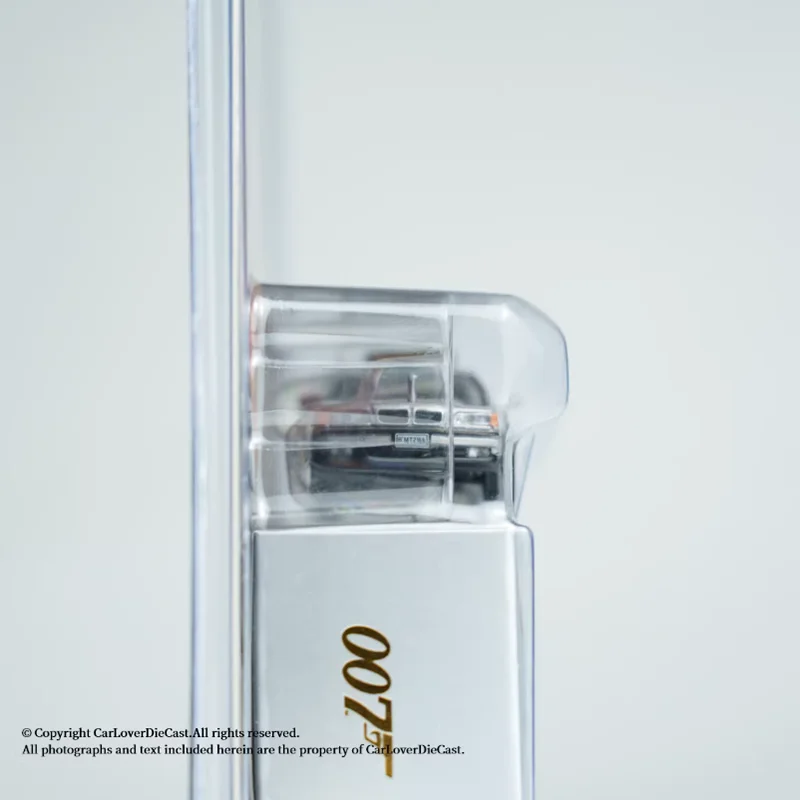 MINIGT Diecast 1:64 Scale 750IL 902# Alloy Car Model Finished Simulation Collection Decoration Boy Gift Static Display