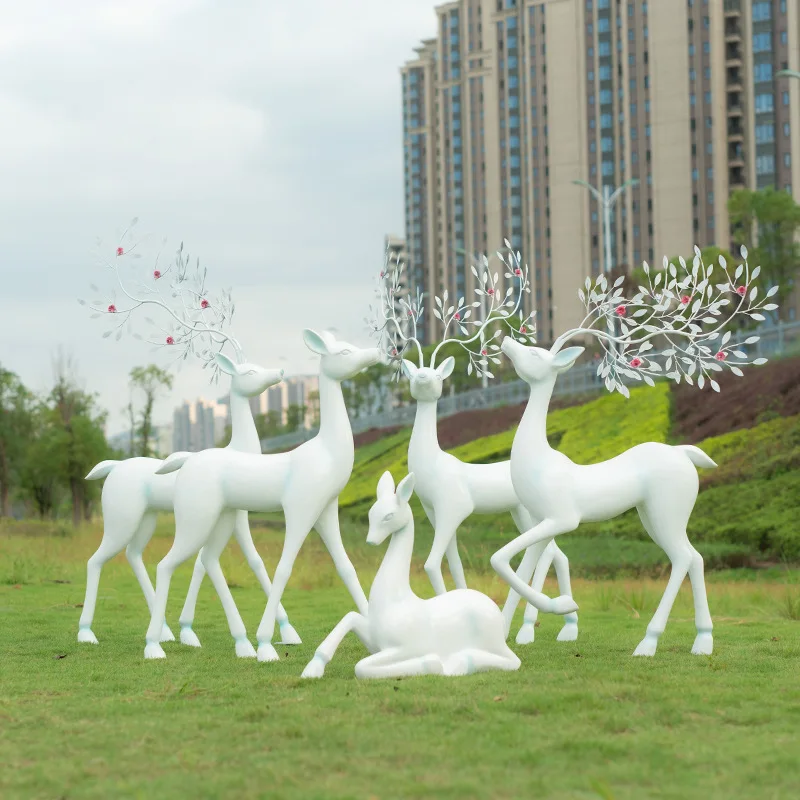 Outdoor Garden Abstract Art Sika Deer Sculpture Creative Glass Steel Ornaments Eco-Friendly Resin Deer Decorations for Landscape
