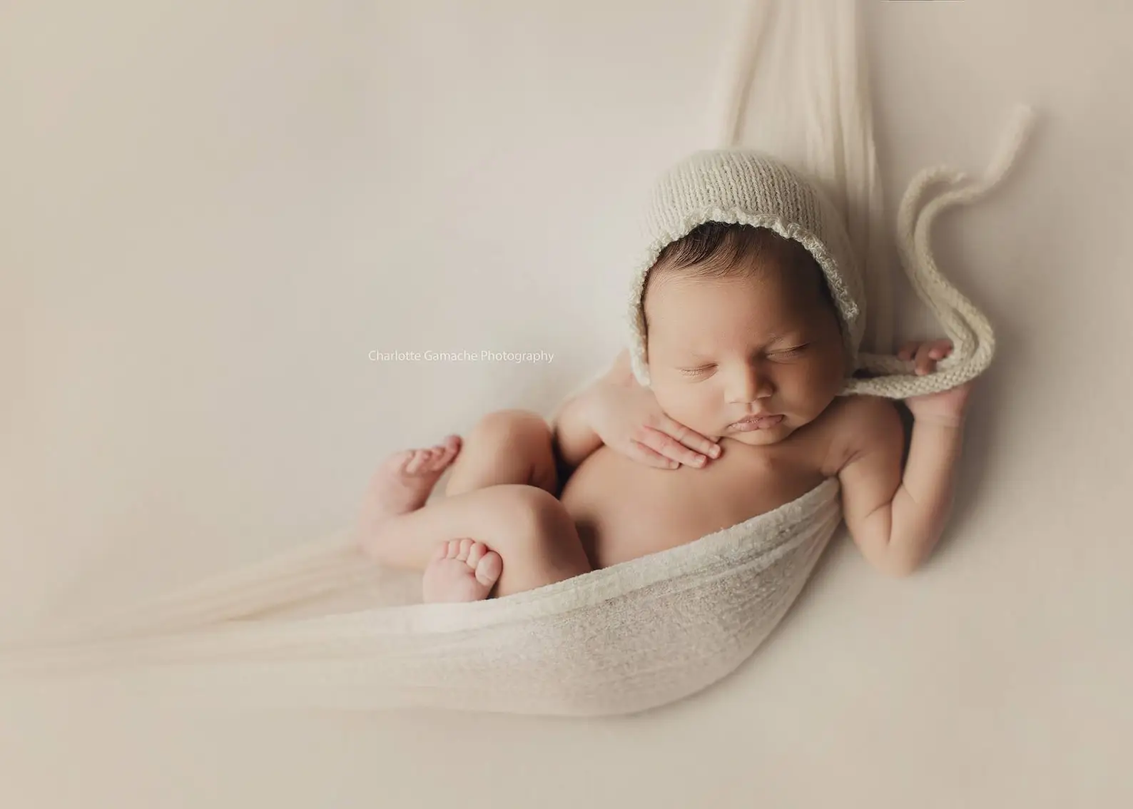 Beige Newborn Swaddle – Soft Cotton Photo Prop