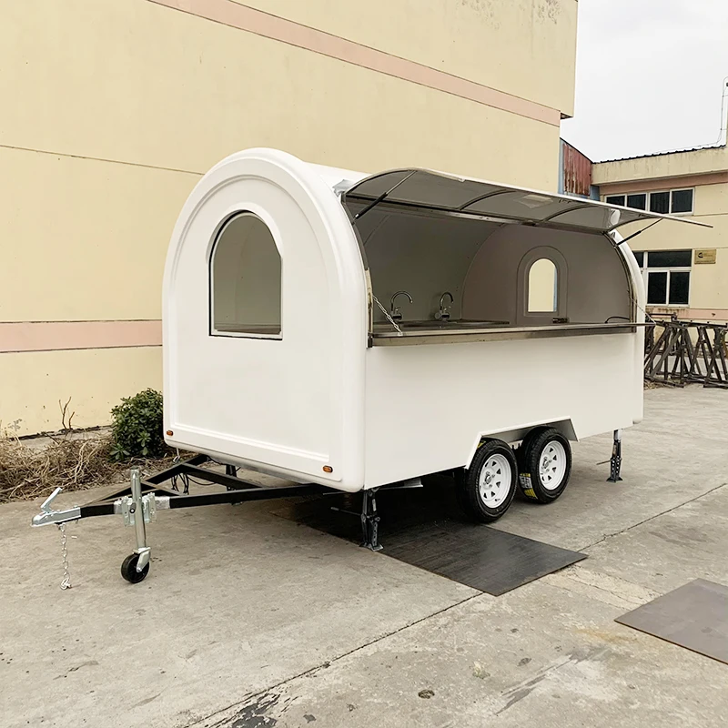 Compact mobile food trailer with high space utilization, suitable for night market transportation