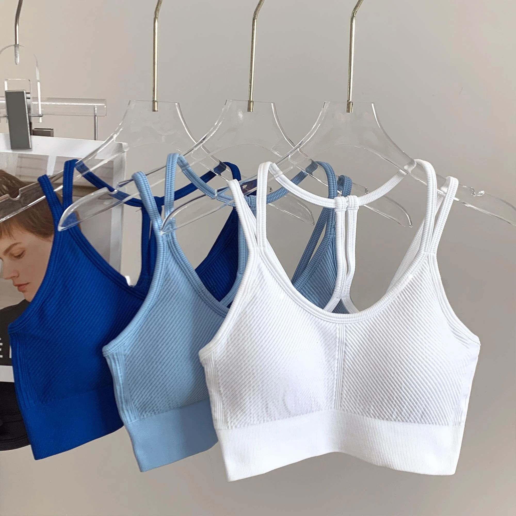 

Women's Sports Bra Fitn Running o Absorption Vest Pilates Yoga Clothing Nylon Fabric Inner Wear ort Sle oulder S...