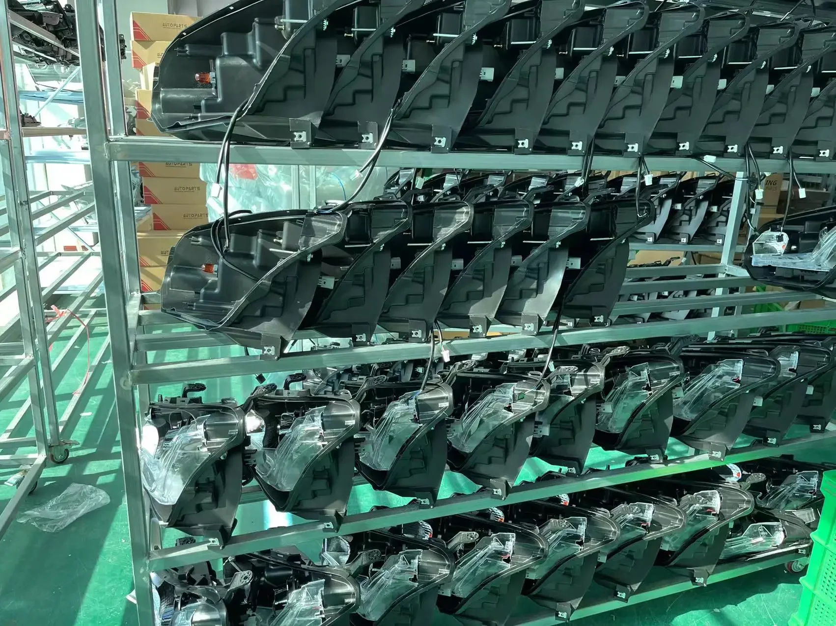 زوج المصابيح الأمامية لجهاز العرض LED DRL باللون الأسود لمصابيح DMAX Depo 2019+