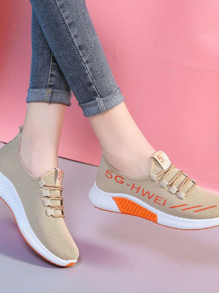 Flat Comfortable Fashion Sneakers Female Lightweight Shoes Slip-on Super Light Casual Woman Vulcanize Shoes Women Cloth