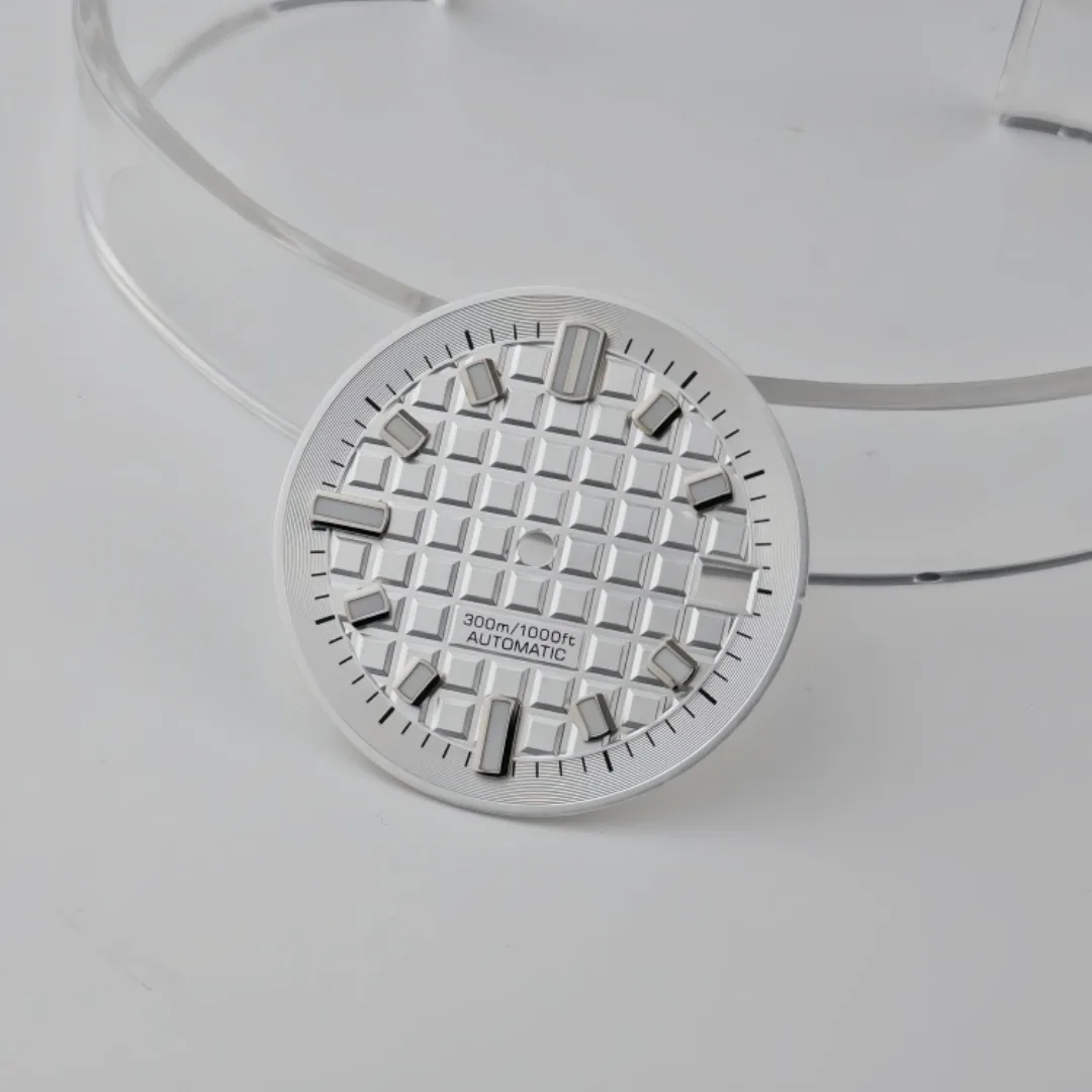 30 مللي متر ساعة الطلب الأخضر مضيئة وجوه ساعة تعديل الملحقات لحركة NH35 NH36 4R35