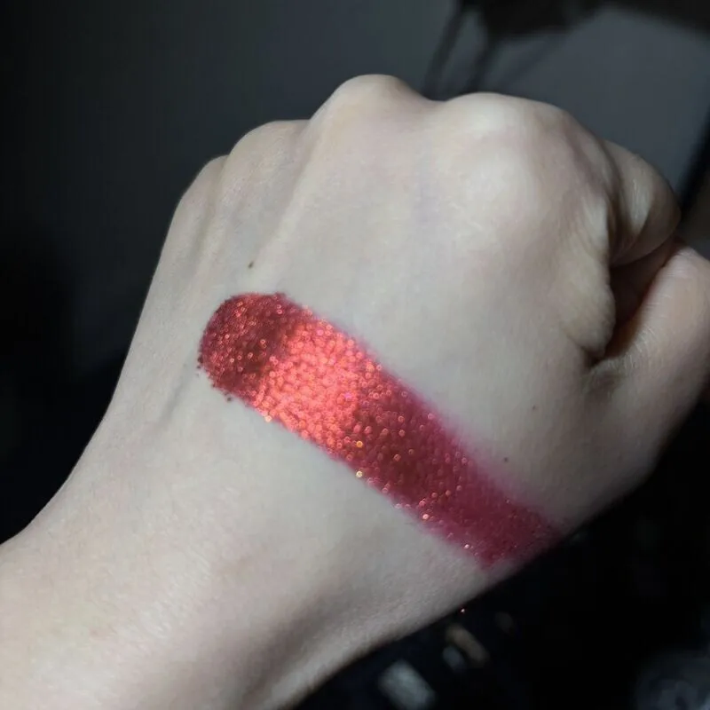 Nuovo colore! Ombretto camaleonte, ombretto rosso freddo e selvatico