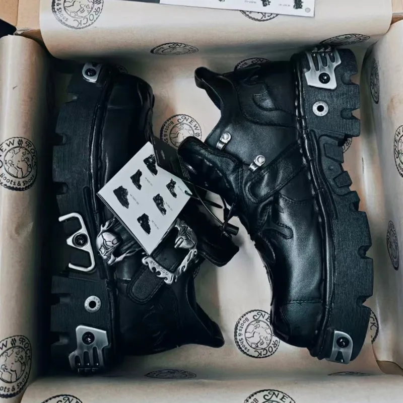 

Fashion New Men Genuine Leather Black Motorcycle Boots Skull Goth Punk Metal Western Rock Boots Women Thick Heel Ankle Shoes
