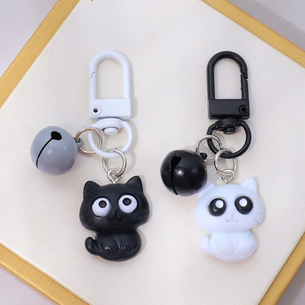 Cute Resin Cat Keychain Black White Kitten with Bell Key Holder Backpack Pendant Earphone Accessories For Woman Girls Party Gift