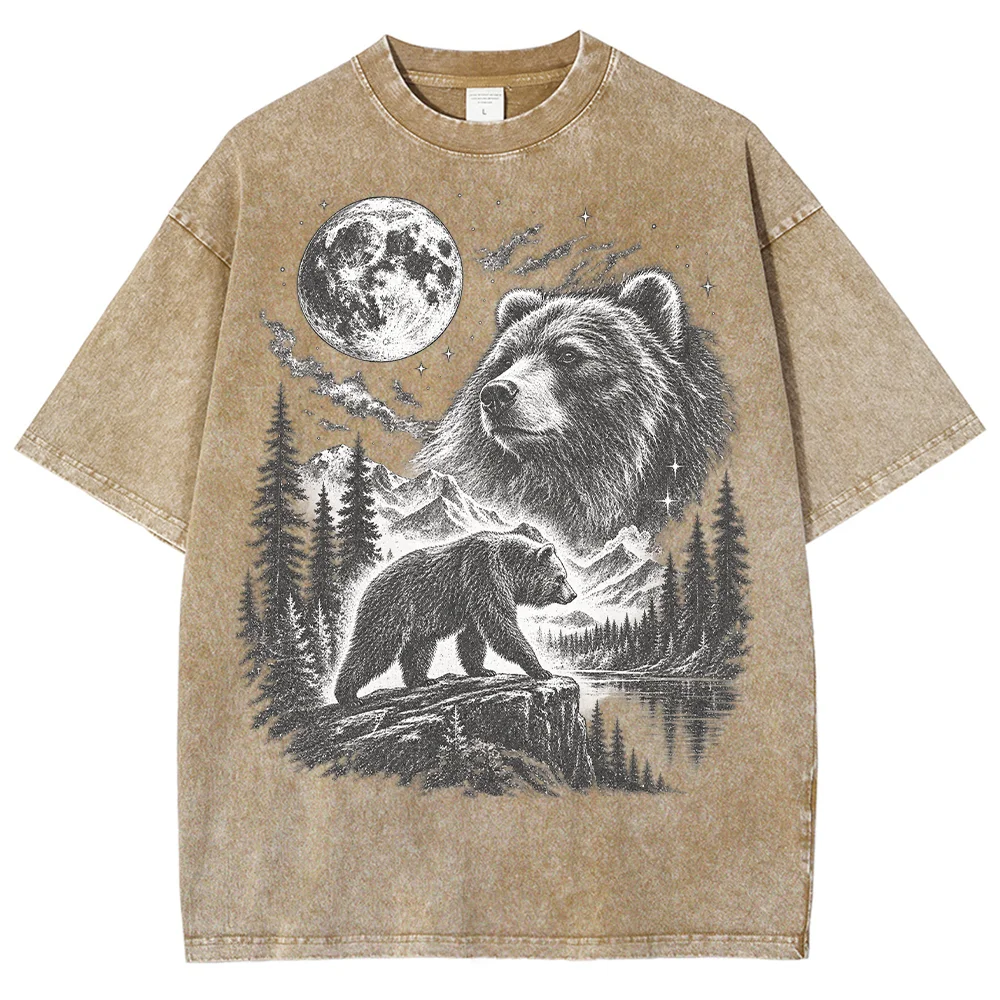Men T-Shirt Vintage Grizzly Bear Full Moon Graphic Tee Washed Black Oversized Heavyweight Retro Nature Short Sleeve Cotton Top