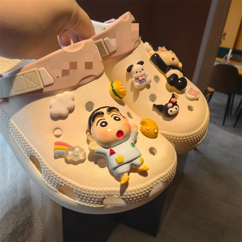 Piyama lucu Jepang anak laki-laki kartun tiga dimensi sepatu lubang dapat dilepas gesper sepatu bunga Aksesori sandal kartun DIY