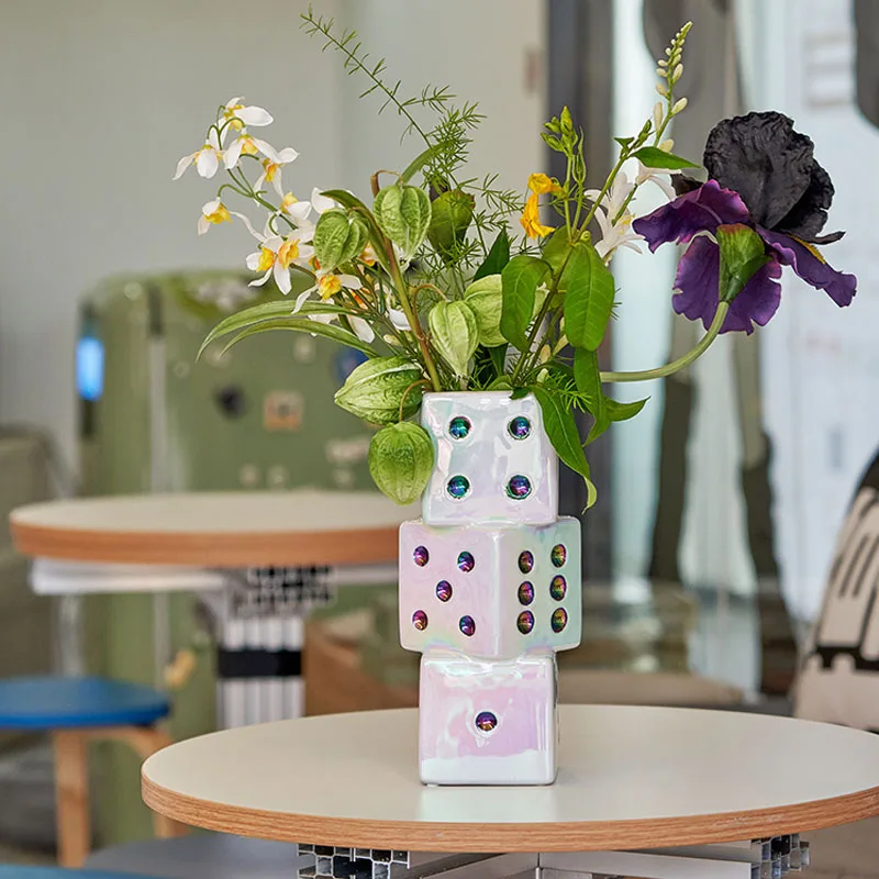 

Creative Ceramic Craft Stacked Dice Shape Art Vase Hydroponic Flower Home Living Room Table Entrance Decorative Ornaments