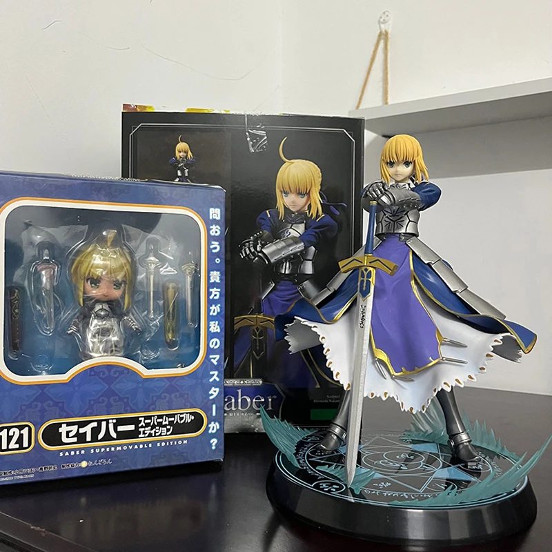 23CM Saber Anime Fate/Stay night Figure 121 Lily Figure Knight King Saber Caliburn Battle Scene Model PVC Gift For kids Decor