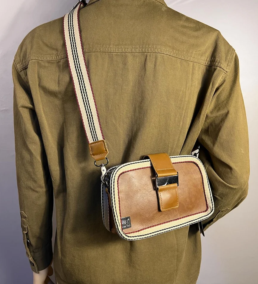Fashion Japan and South Korea Men and Women Crossbody Small Bag Summer Sports Outdoor Buckle Men's Shoulder Hip Hop Bags Bolsa