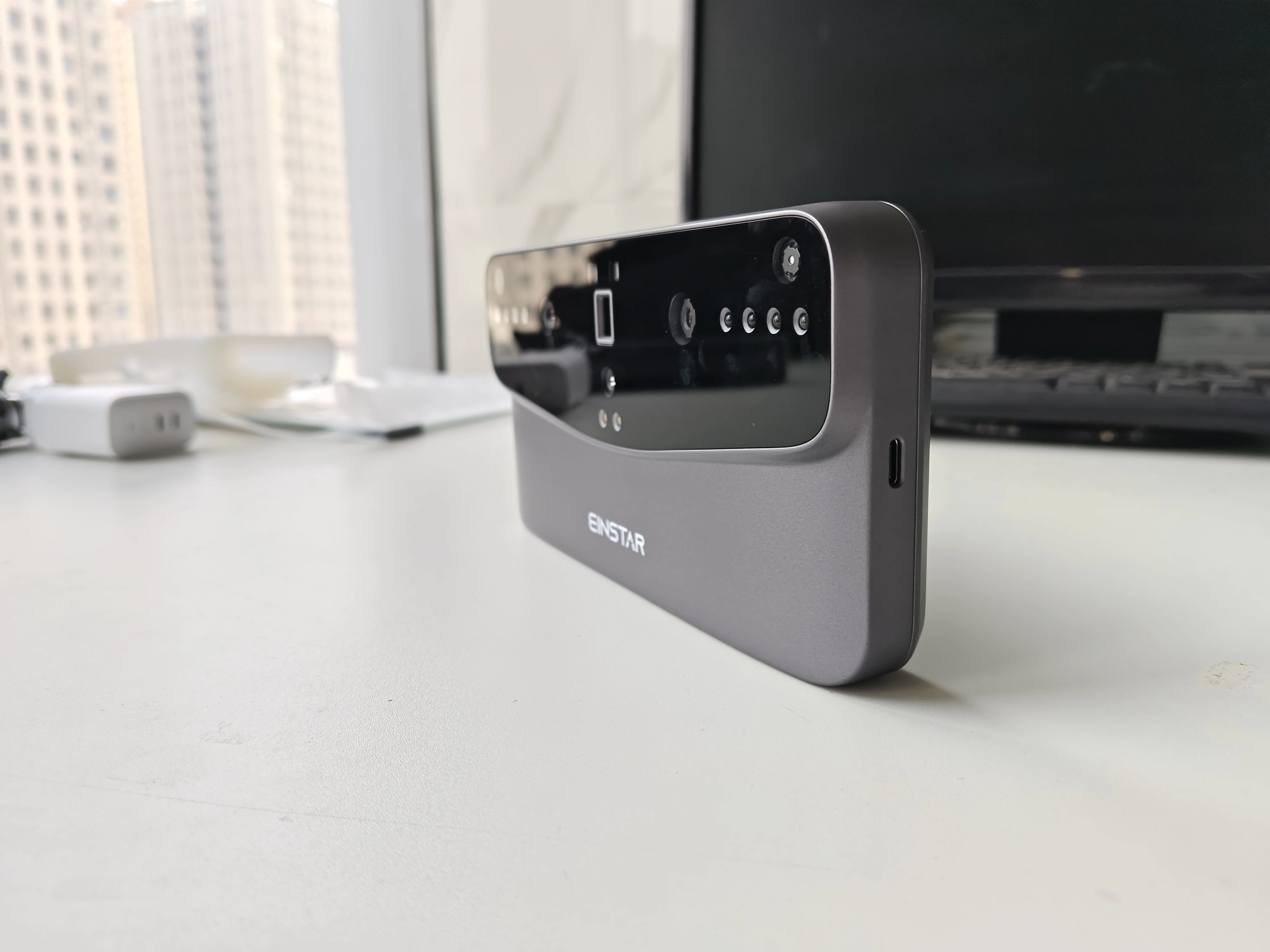 ساطع إلى اتصال لاسلكي أكثر ملاءمة Einstar Vega 3D الماسح الضوئي