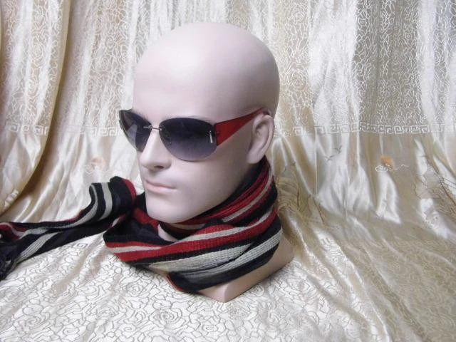 Realistic Fiberglass Mannequin Head for Wigs Hats Headphones Display Male Dummy Doll Head for Fashion And Beauty Supplies