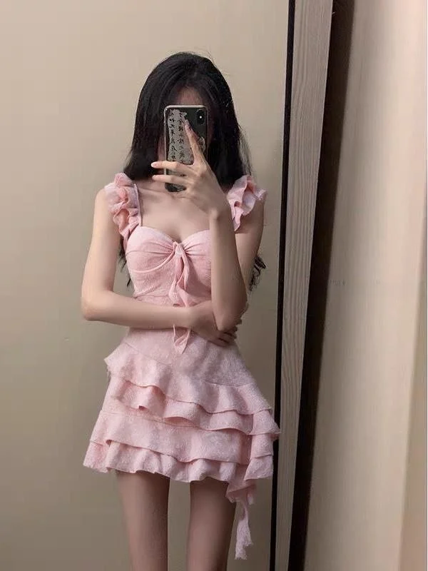 

Консервативный корейский купальник Ele для женщин, для отдыха и онсена, с V-образным вырезом, средней эластичности, из полиэстера, с лайкрой.