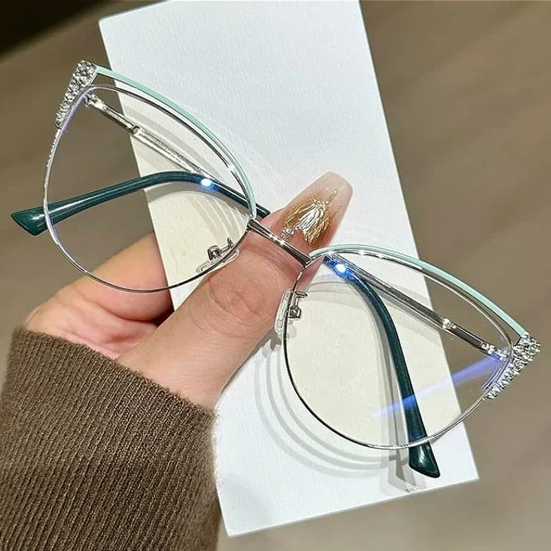 Nowe Metalowe Okulary Optyczne w Kształcie Kociego Oka Modne Retro Damskie Ozdobne Okulary Biurowe Komputerowe Anty Niebieskie Światło