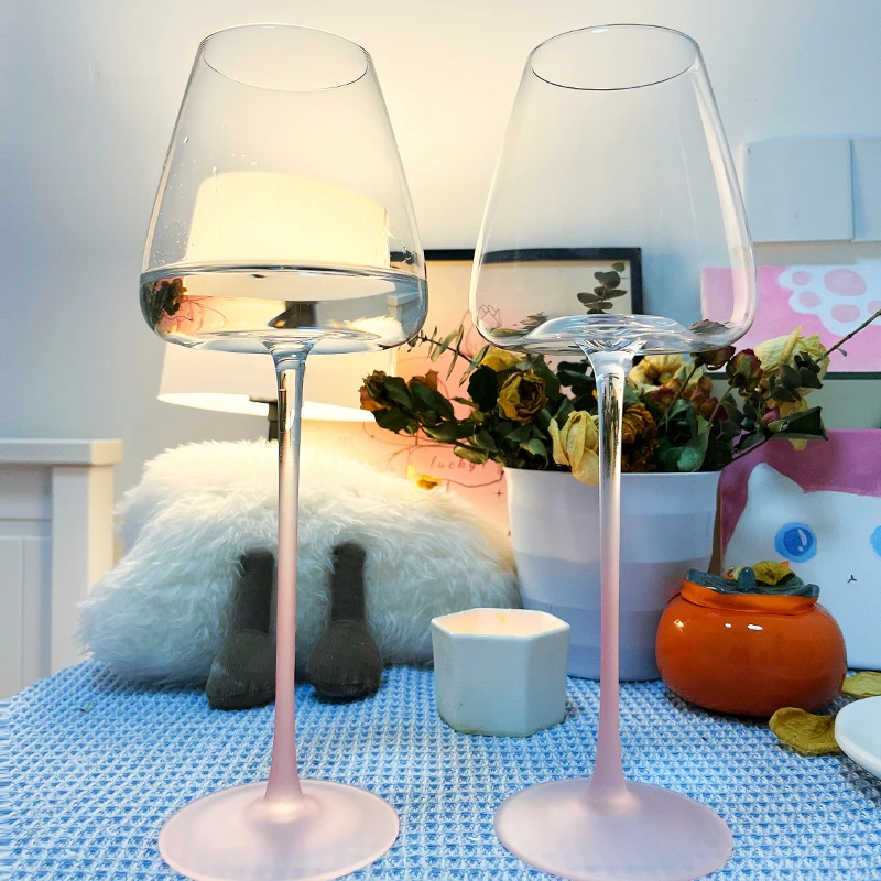 Large Capacity 580ml/800ml Burgundy Wine Glass Gradient Pink High Value Creative Bordeaux Cup Goblet for Wine Lovers