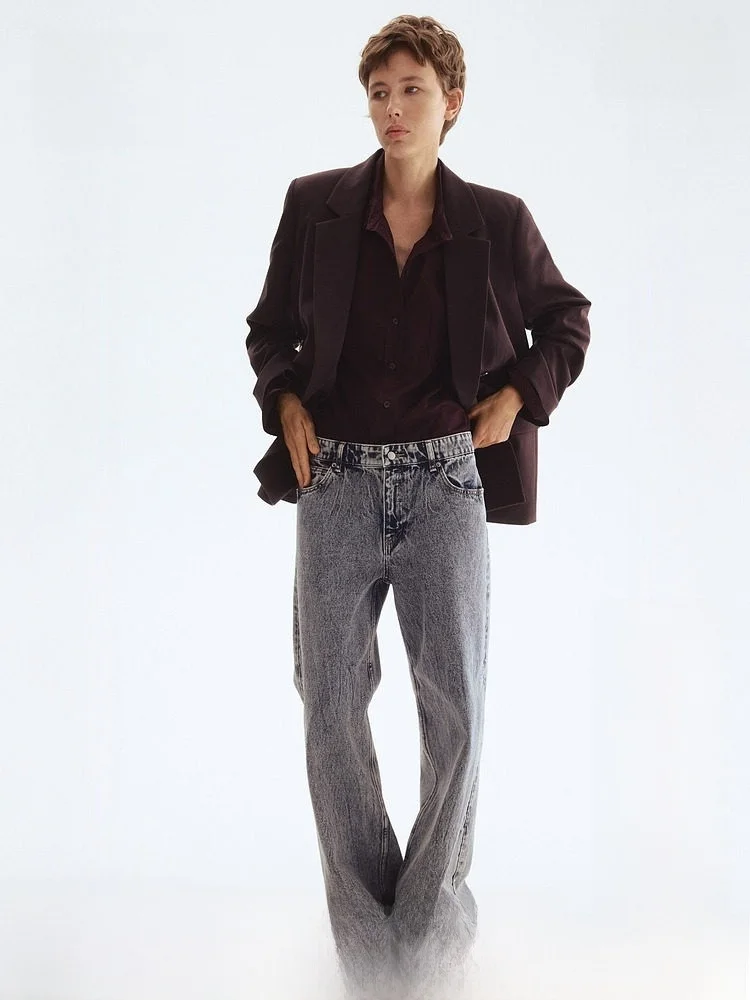 

Женские прямые джинсы H&M: летняя мода, минимализм, хлопок, низкая посадка, элегантный стиль