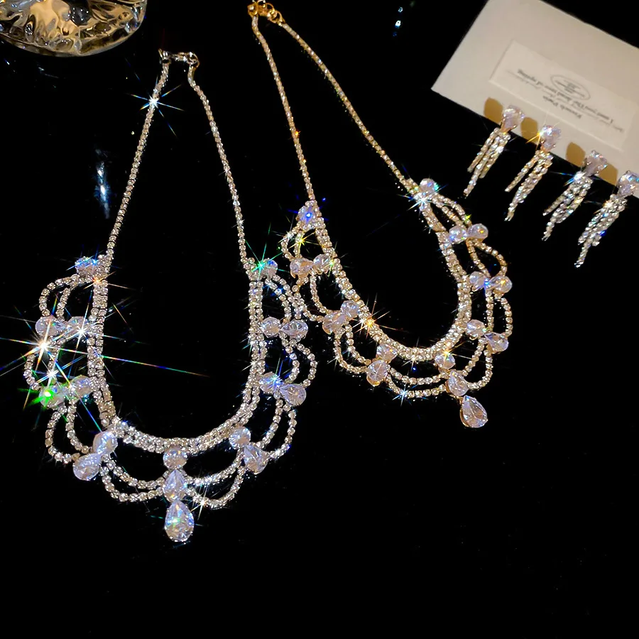 Palace Style Inlaid Rhinestone Necklace Droplet Shaped Lace Dangle Earrings Exquisite Fashion Woman Banquet Accessories H