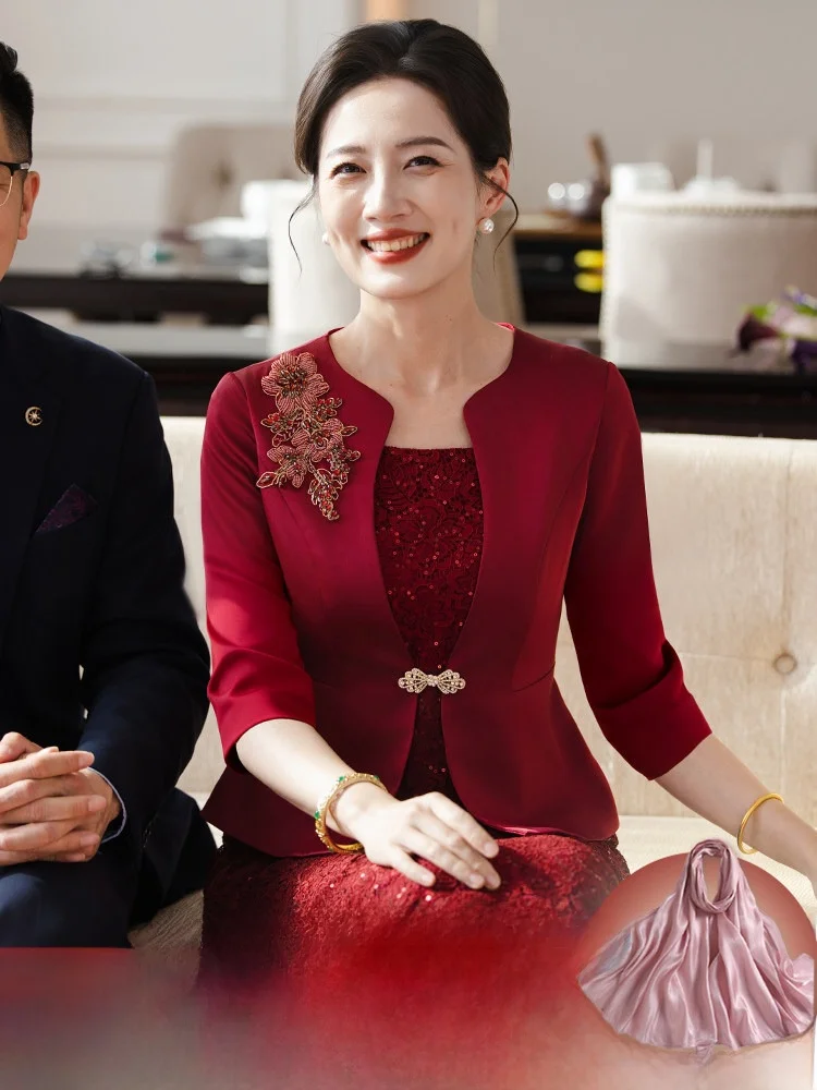 

Элегантное свадебное платье для свекровей и тётям, высококачественное, из полиэфирного волокна, с коротким рукавом, средней длины, дышащее, в стиле ципао.