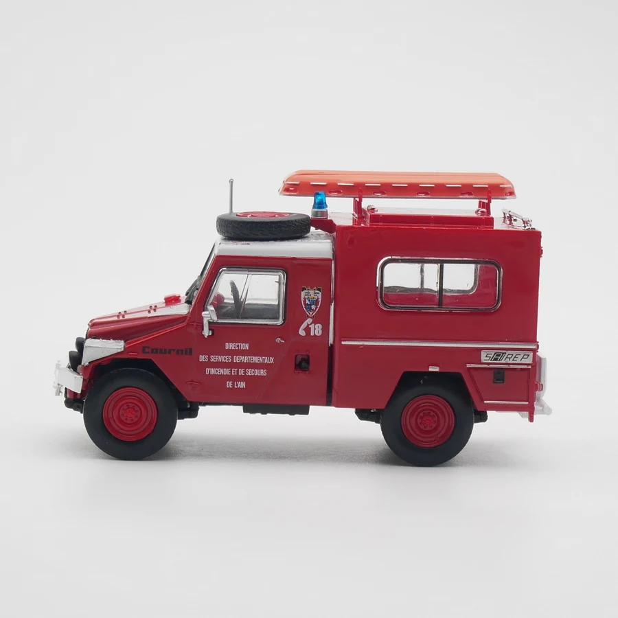 

IXO 1:43 Scale Diecast Alloy Cournil 4x4 French Fire Truck Toys Cars Model Classics Nostalgia Adult Gift Souvenir Static Display
