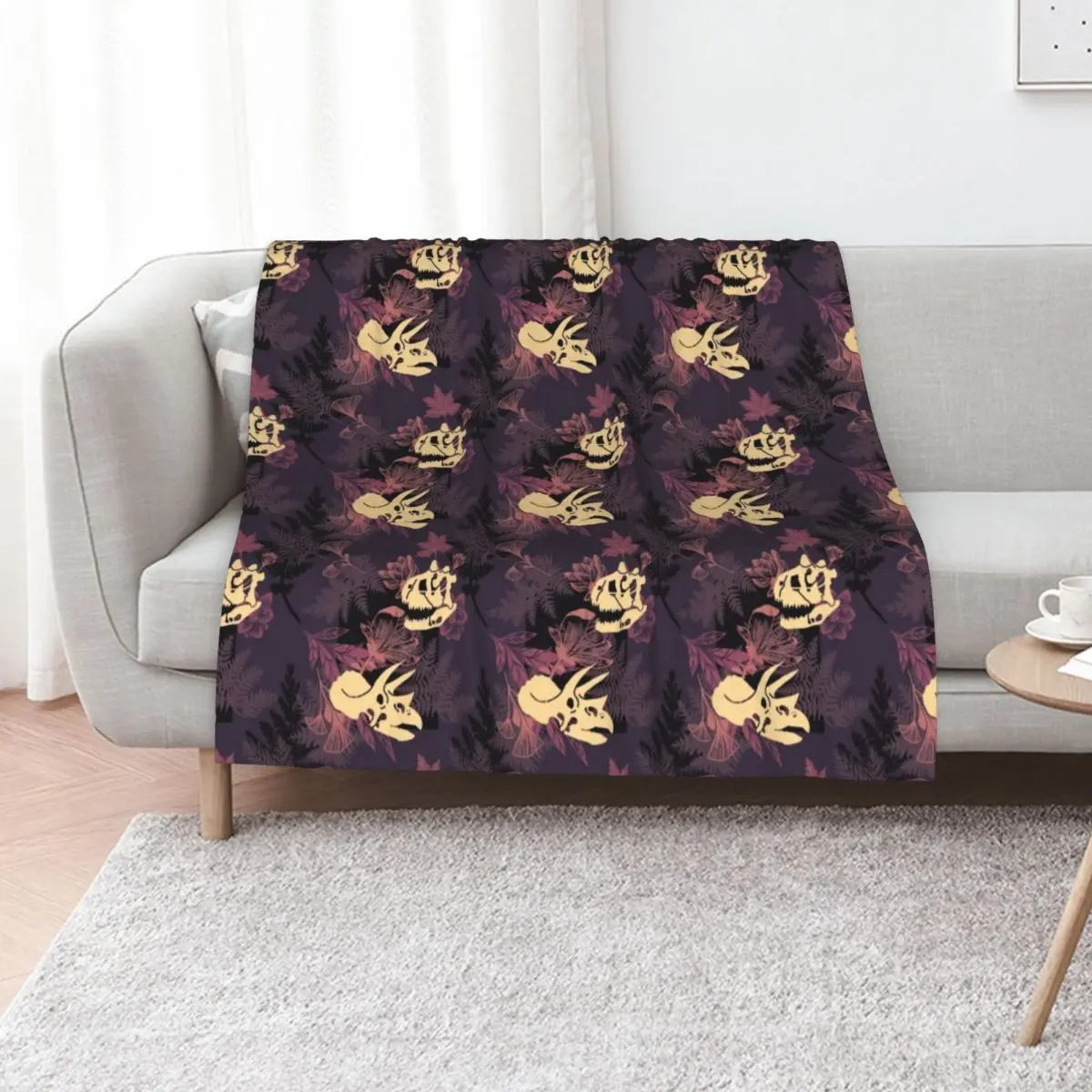 Carnotaurus and Triceratops are very good friends Throw Blanket Decorative Throw Thermal Soft Comforter Thins Blankets