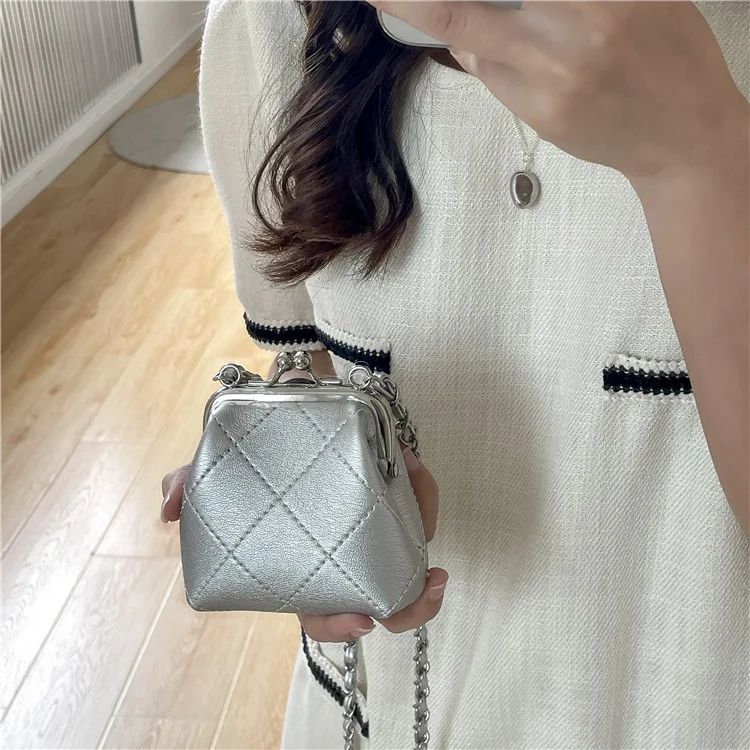 Torba mini klip Lingge niszowa wysokiej klasy torba na łańcuszku damska letnia nowa modna szminka torba crossbody torba na ramię