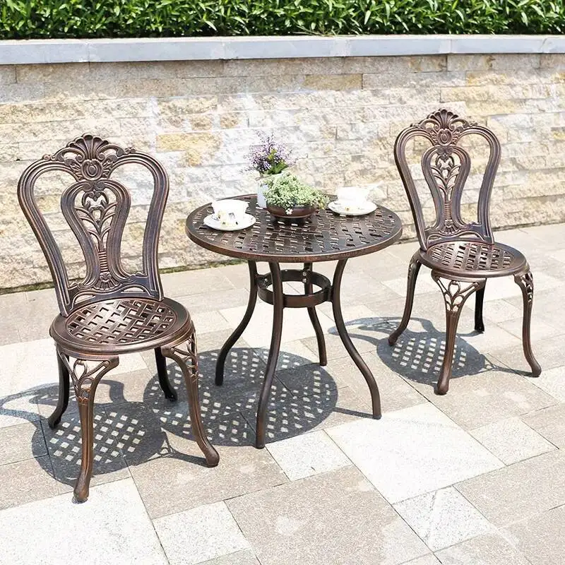 مزيج الفناء في الهواء الطلق طاولة الترفيه غير الصدأ ثلاث قطع أثاث الشرفة طاولات وكراسي خارجية طاولة القهوة